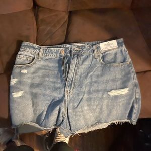 Women’s designer jean shorts size 15